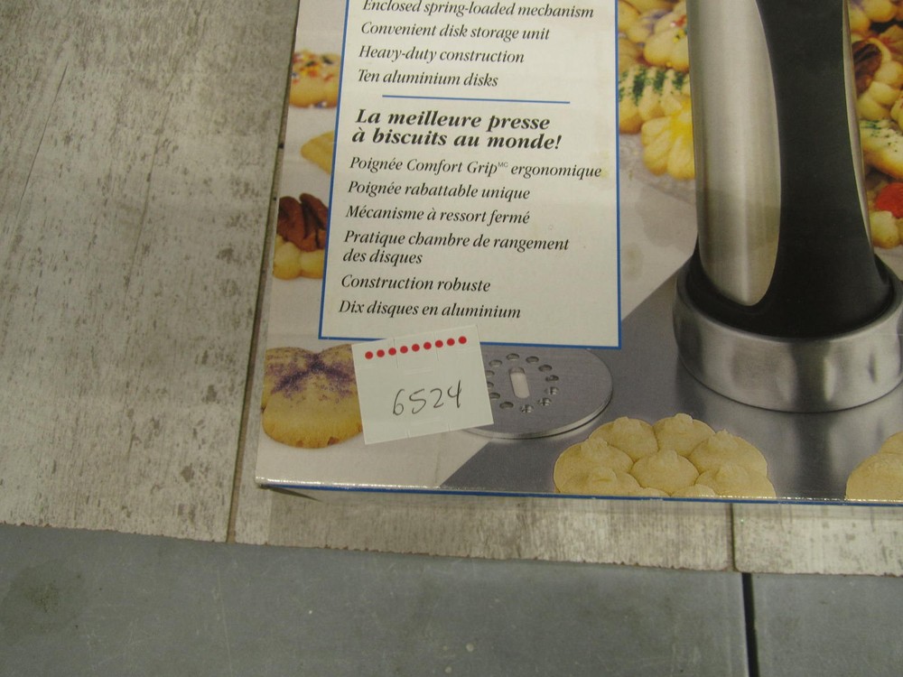 Wilton Cookie Pro Ultra Cookie Press NEW