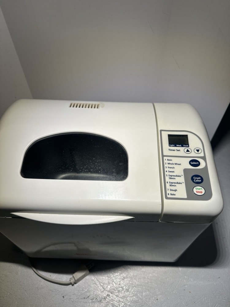 Sunbeam 5833 Bread Machine White 400W LCD Timer Crust Control ExpressBake