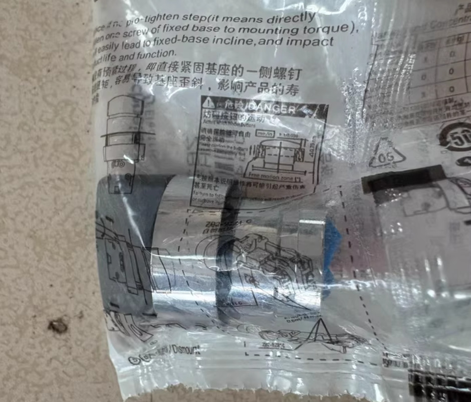 1PC NEW Schneider Selector switch head ZB2BD4C ZB2-BD4C #YY