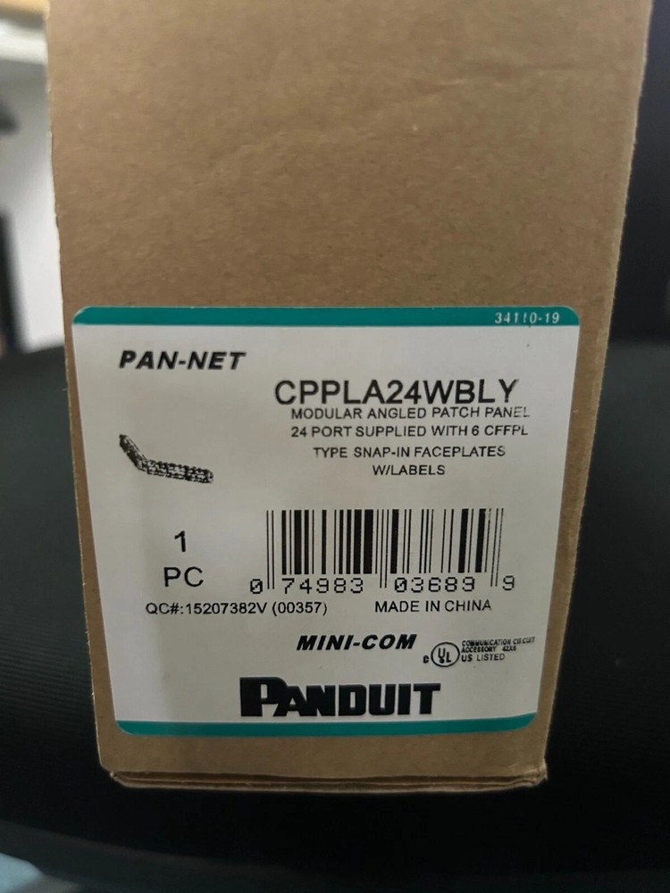 Panduit CPPLA24WBLY Mini-Com 24 Port Angled Modular Patch Panel Port 1 RU Black