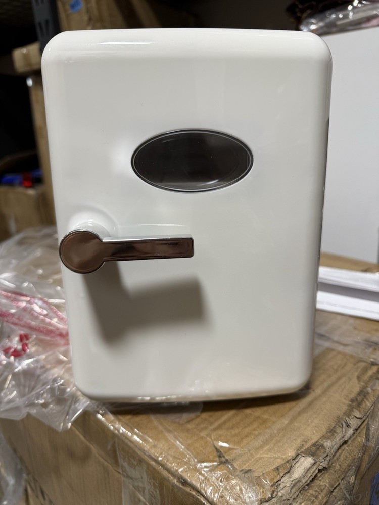 6 Can Portable 4L White Car Mini Fridge