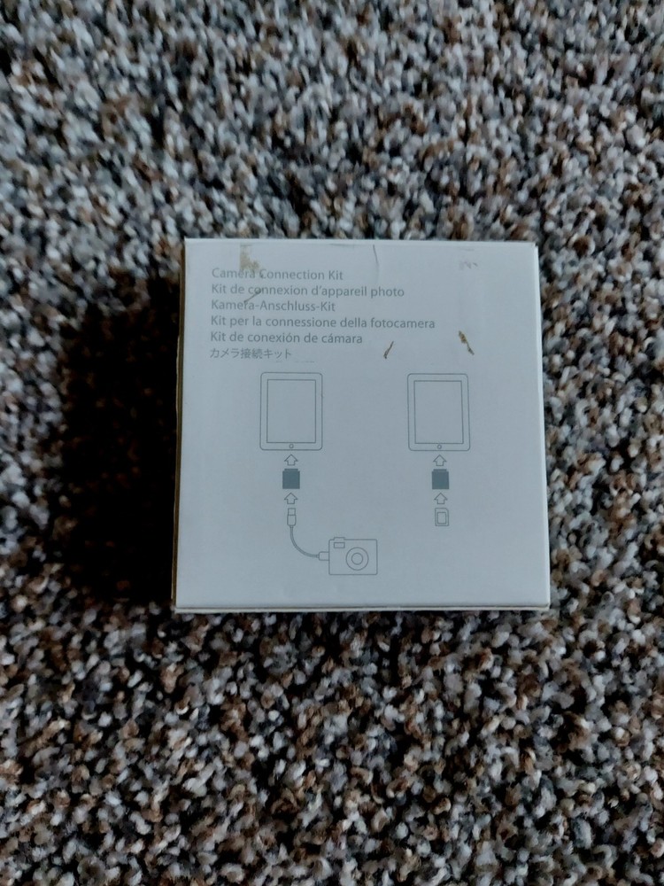 Apple iPad Camera Connection Kit for 1st Gen, White, Plastic