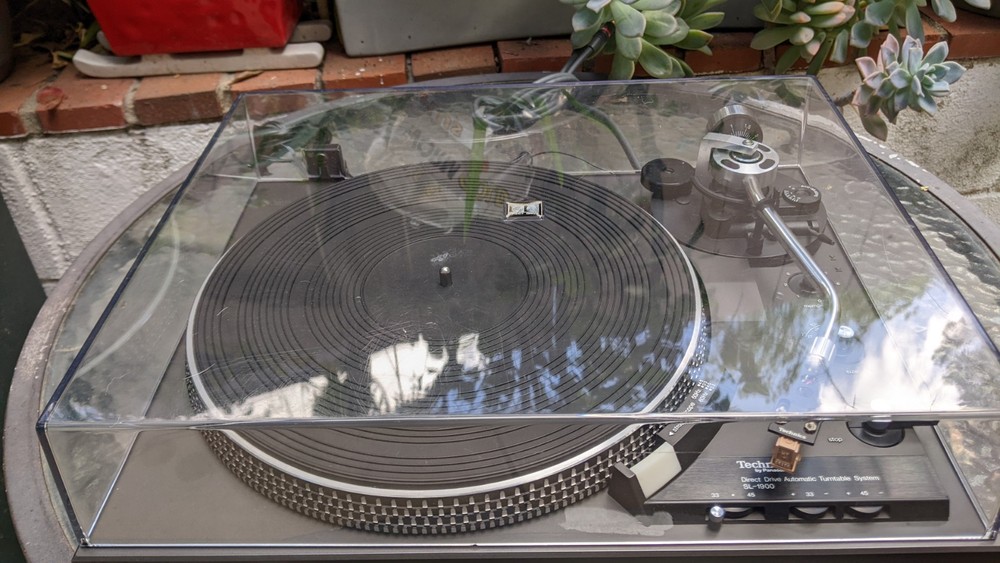 Technics by Panasonic SL-1900