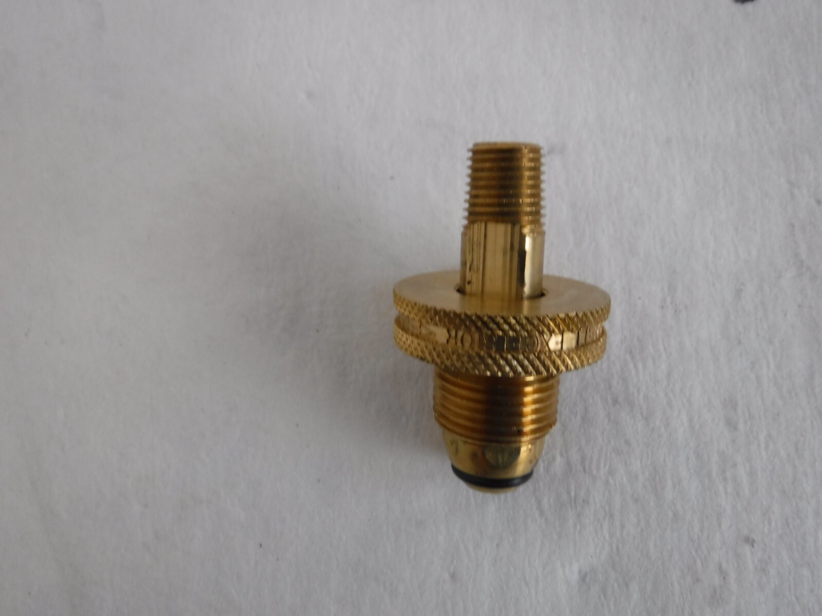 (2 Pcs) Marshall Excelsior ME1654AR Soft Nose PCL x 1/4" MPT W/Hand Wheel (BULK)