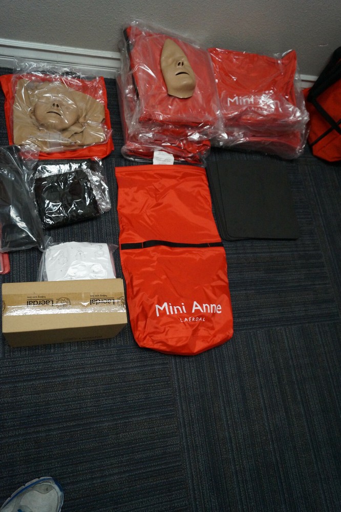 CPR Training Kit - Rolling Carrying Case