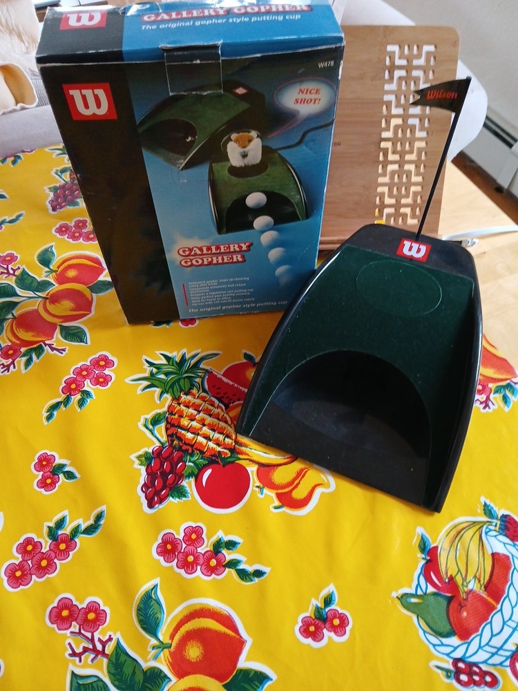 Wilson Gallery Gopher Animated Putting Cup with Sounds - Golfer Gift Caddyshack