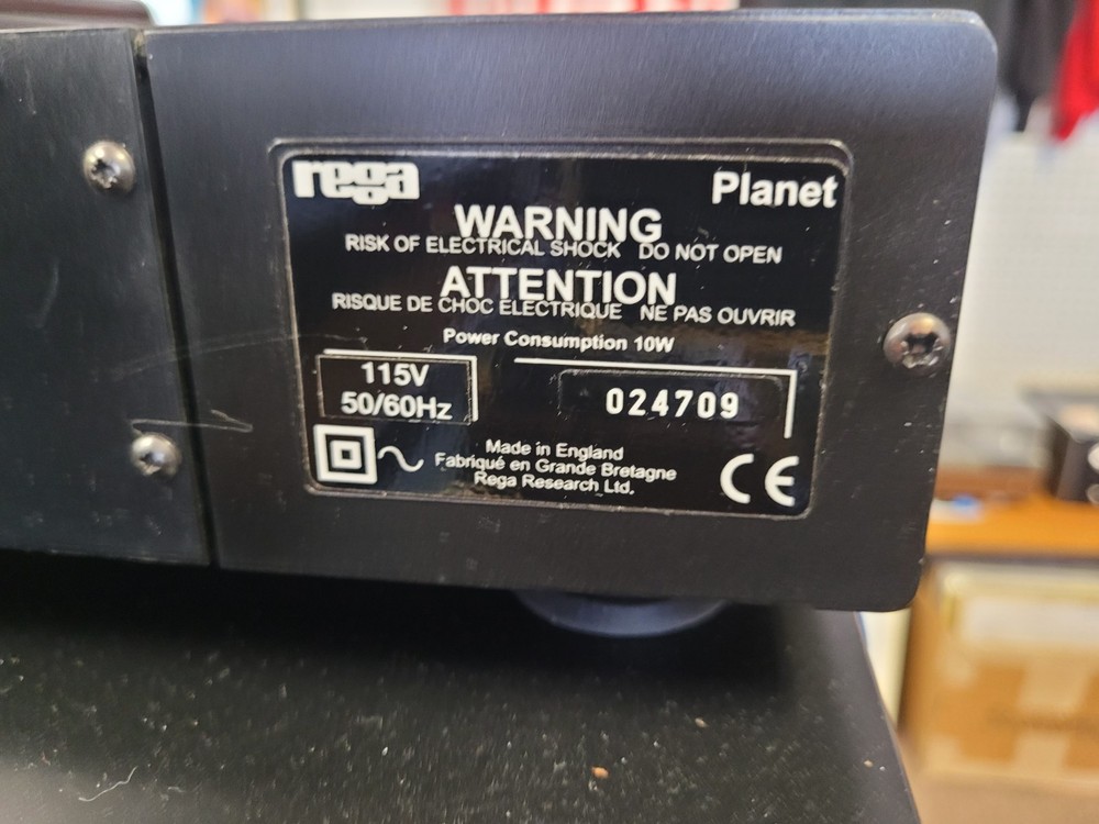 REGA Planet 2000 Ultimate CD Player With Remote & org Box Excellent Condition