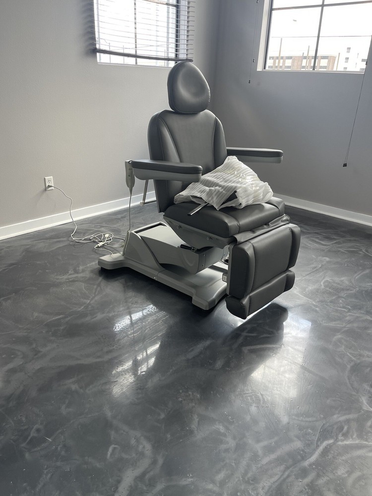 Omni Power Procedure Table with Memory Functions