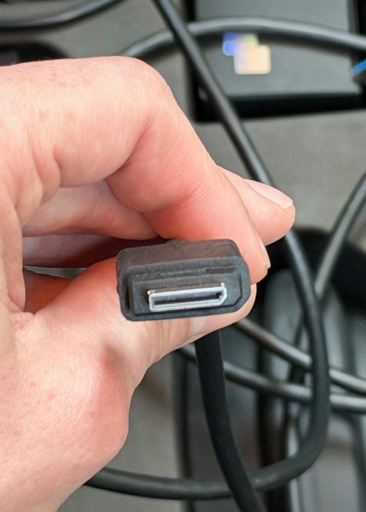 Valve Index 2.0 Full VR Kit, Controllers, and Base Stations (w/ Mounting gear)