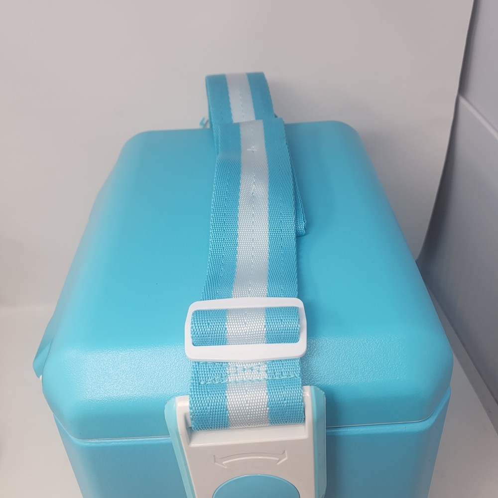Igloo Ice Chest 11qt 14 Cans Capacity. New