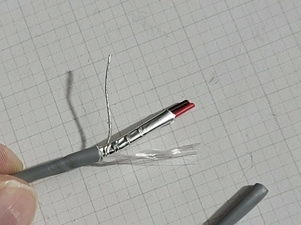 Belden Wire 5400FE 20/2C Shielded Audio/Security/Alarm Cable Riser Gray /100ft