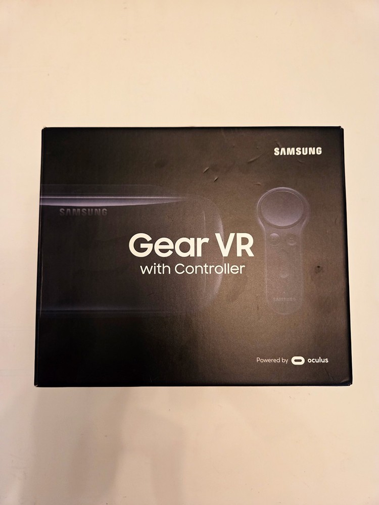 Samsung SMR324 Gear VR with Controller - Black