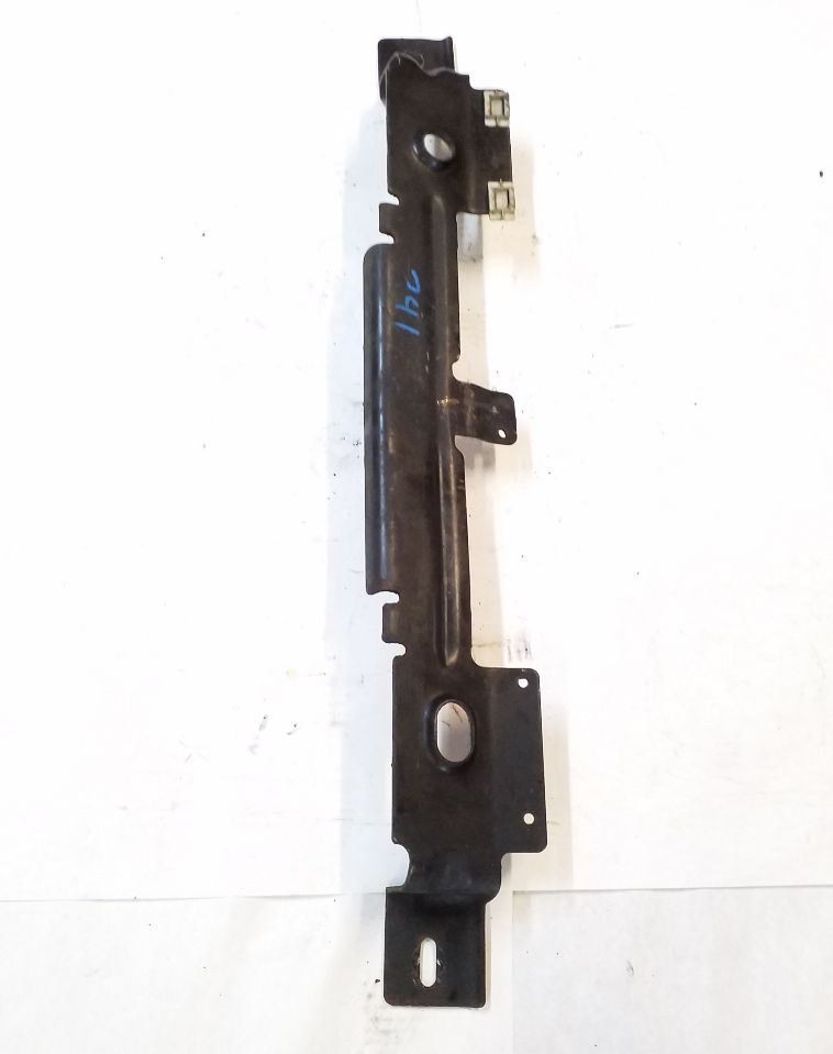 Lower Radiator Core Support Bracket | Fits 2015-2017 Ford Expedition