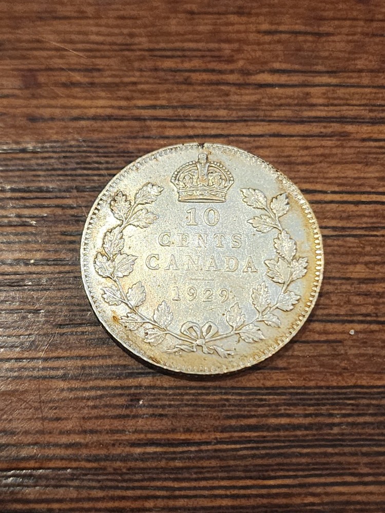 1929 Canada 10 Cents Silver Coin