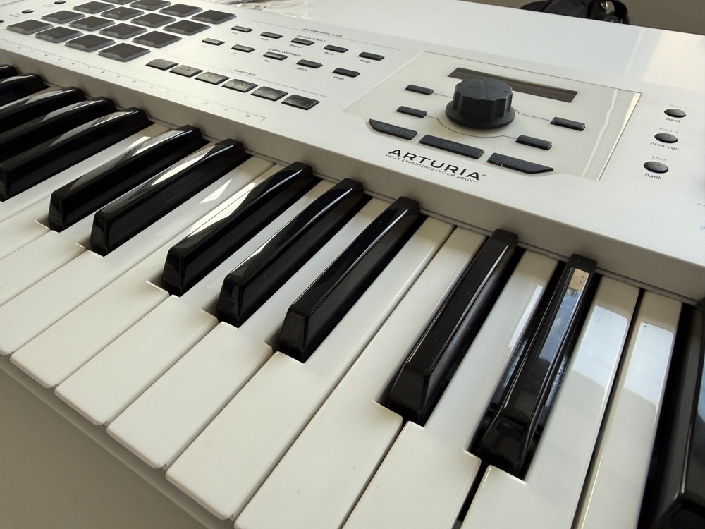 Arturia Keylab 49 MKII Mk2 White Keyboard Controller - White - Perfect Condition