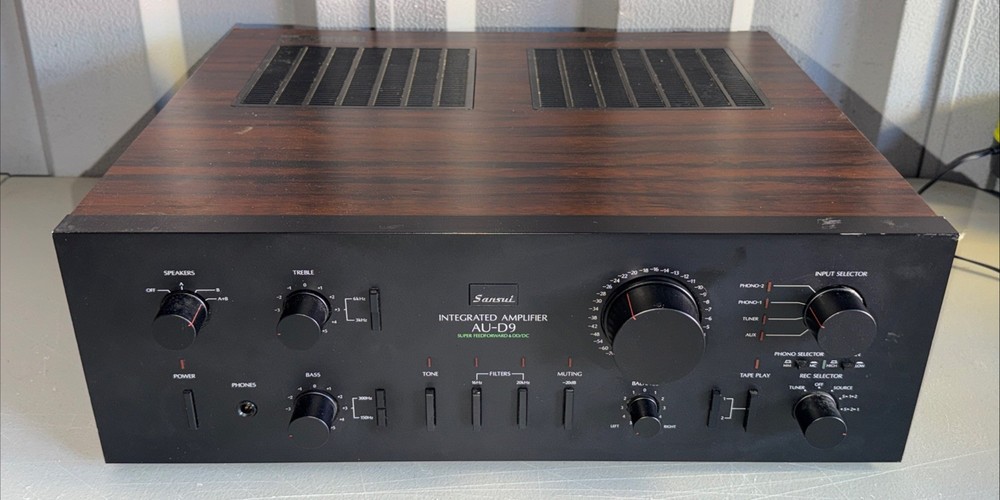 Sansui AU D9 Amplifier - Exactly As Pictured