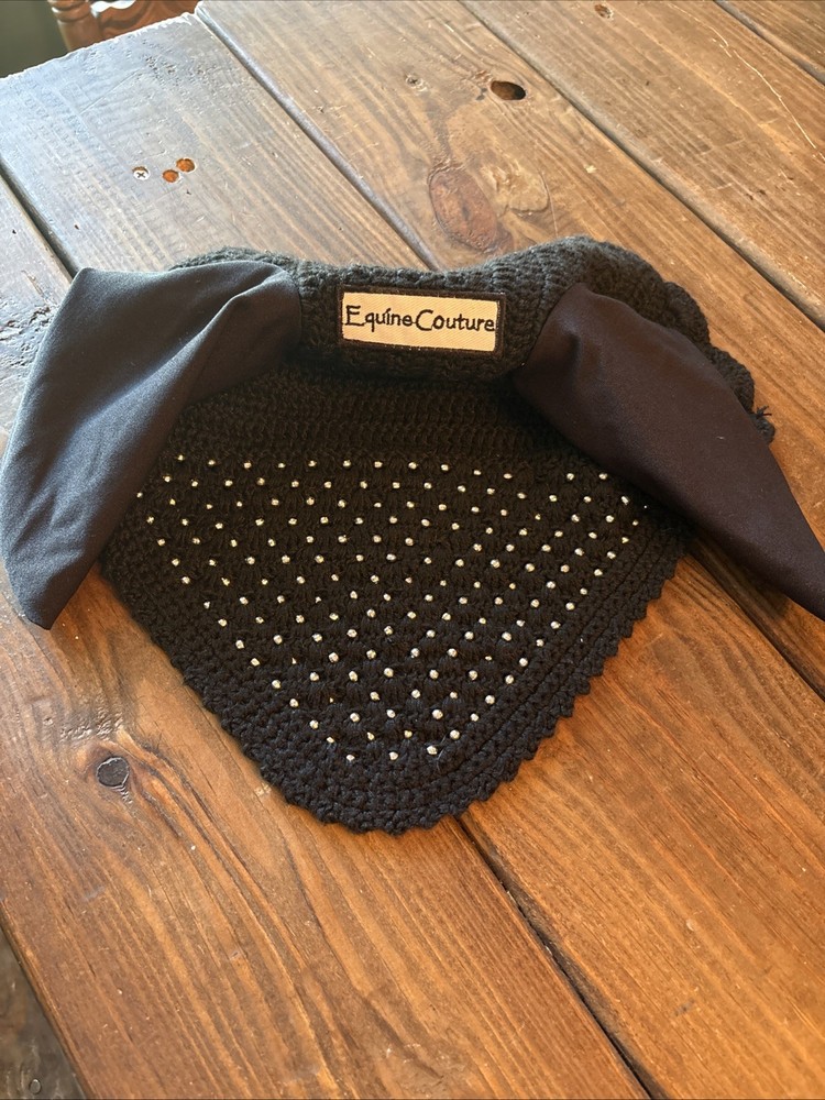 horse ear bonnet