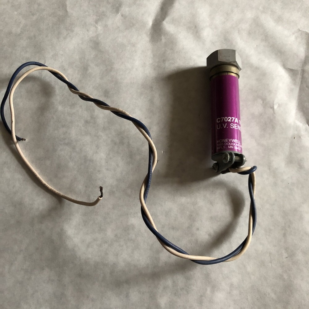 HONEYWELL C7027A 1023 U.V. Sensor ,ED
