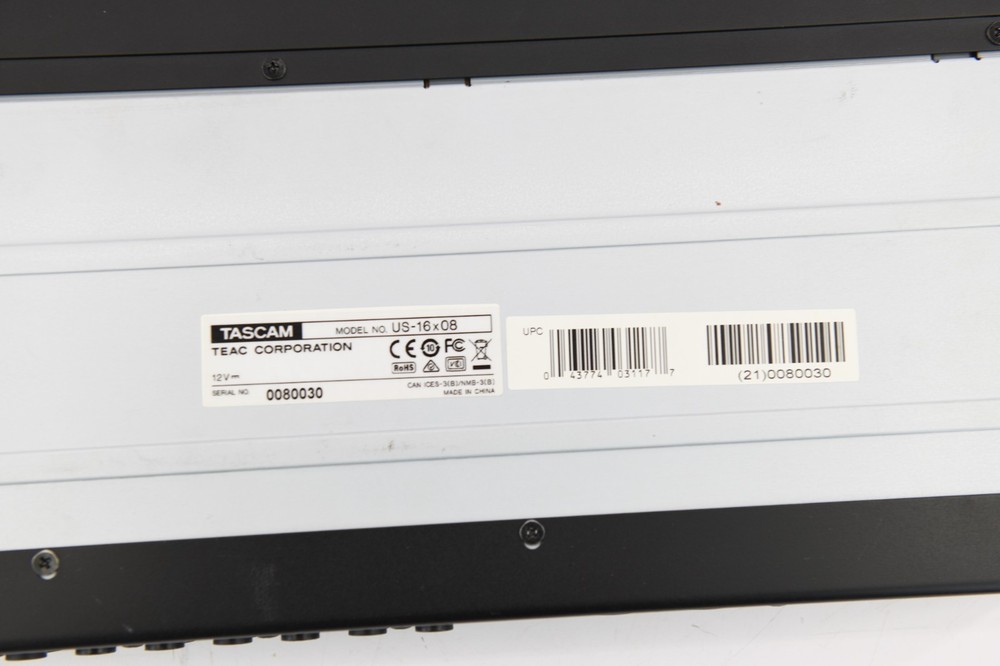 Tascam US-16x08 USB Audio Midi Interface / Mic Preamp