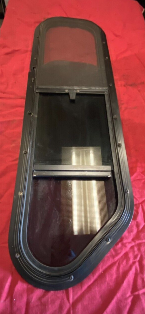 10 MACK CXU613 LH DRIVERS   SLEEPER WINDOW , SLIDE WITH SCREEN