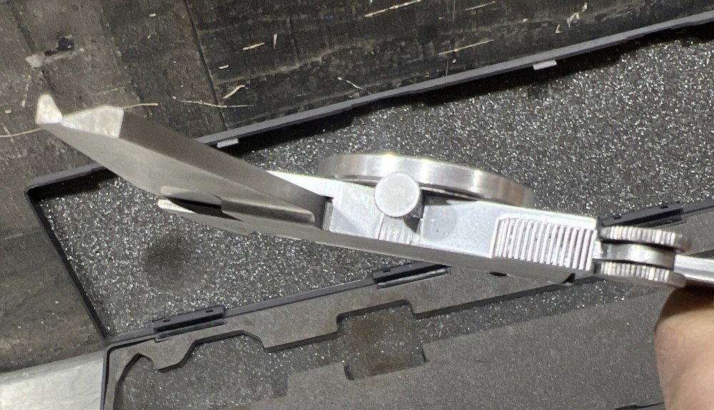 Fowler Premium Shockproof 0-12" Whiteface Dial Caliper with Case Used Surplus