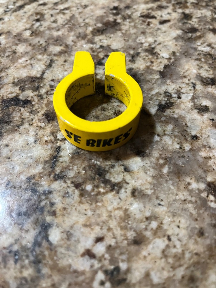 Maniacc flyer seat clamp