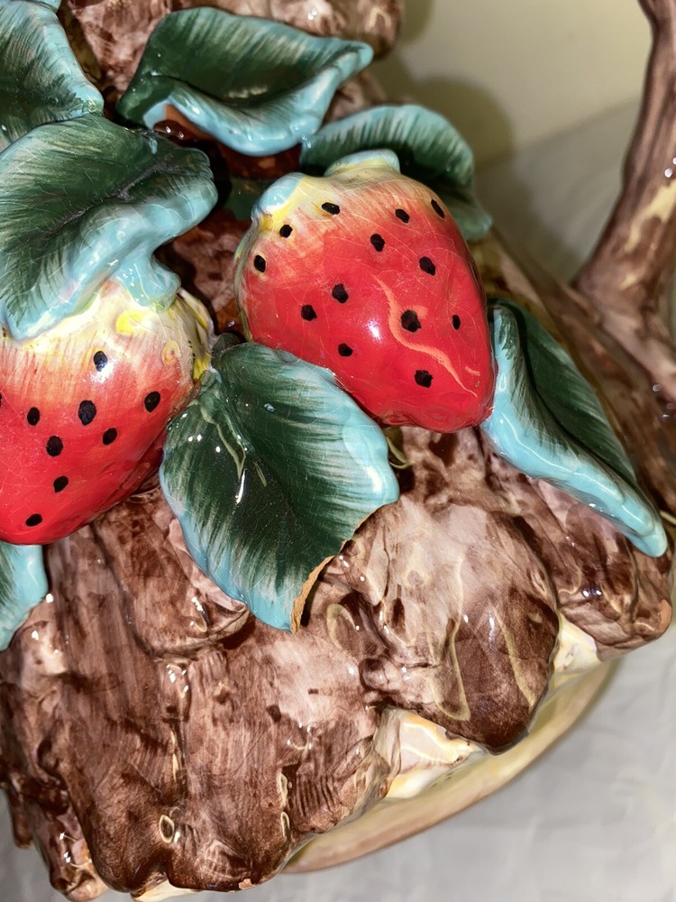 Apple Tree Strawberries Design Bark Ceramic pitcher and cup set damaged