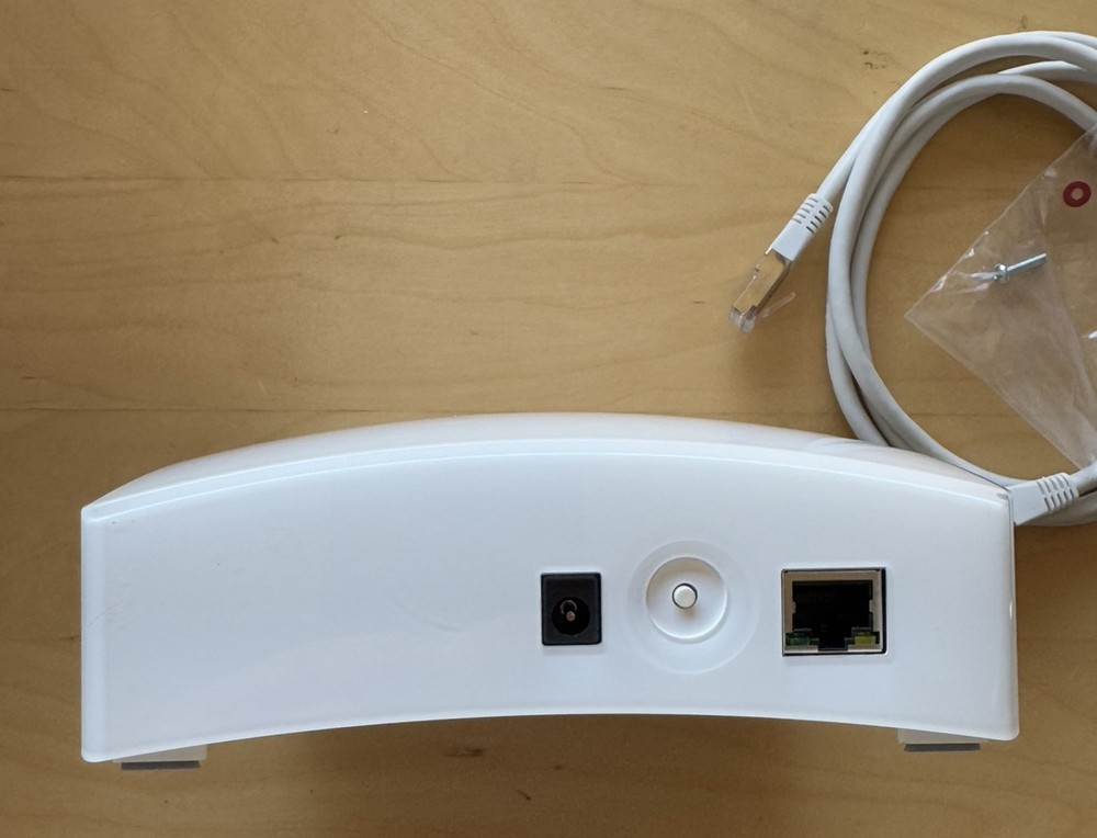 Frontpoint Hub FPHUB1