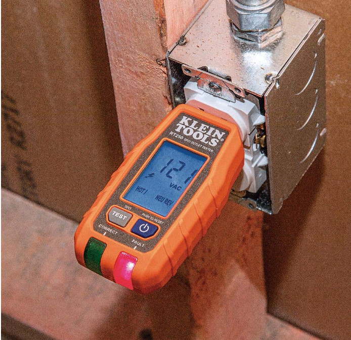 Klein Tools RT250 GFCI Outlet Tester with LCD Display, Electric Voltage Tester
