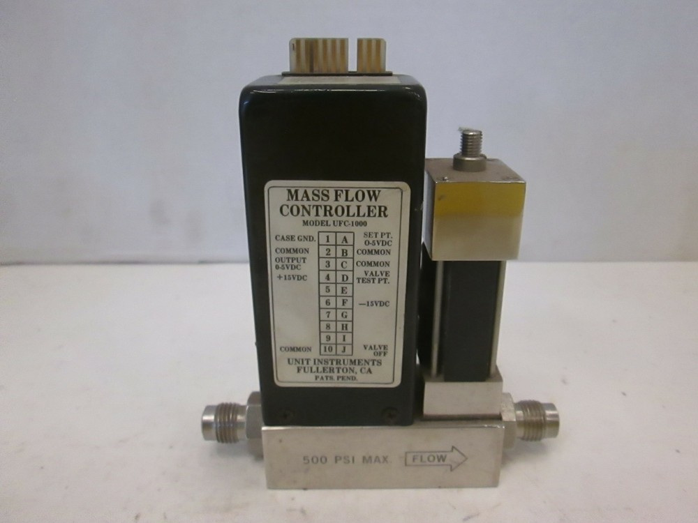 Unit UFC-1000 Mass Flow Controller MFC, O2, 30 SCCM, Refurb