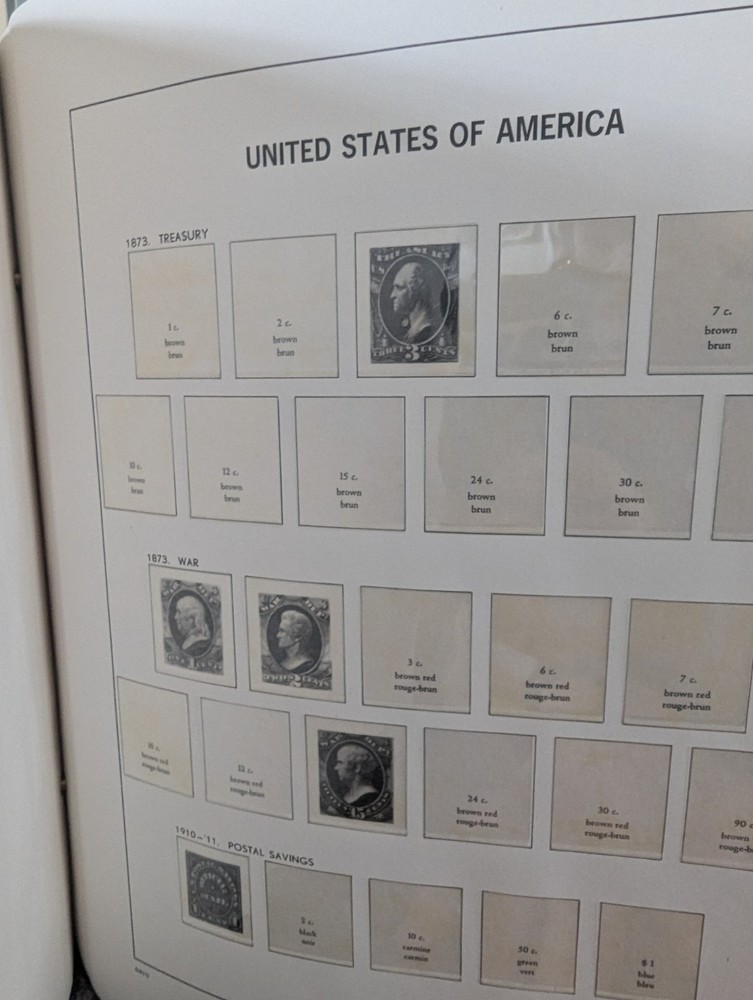 US - DAVO LUXE - GENTLY USED - US - VOLUME I + II + III HINGELESS STAMP ALBUMS