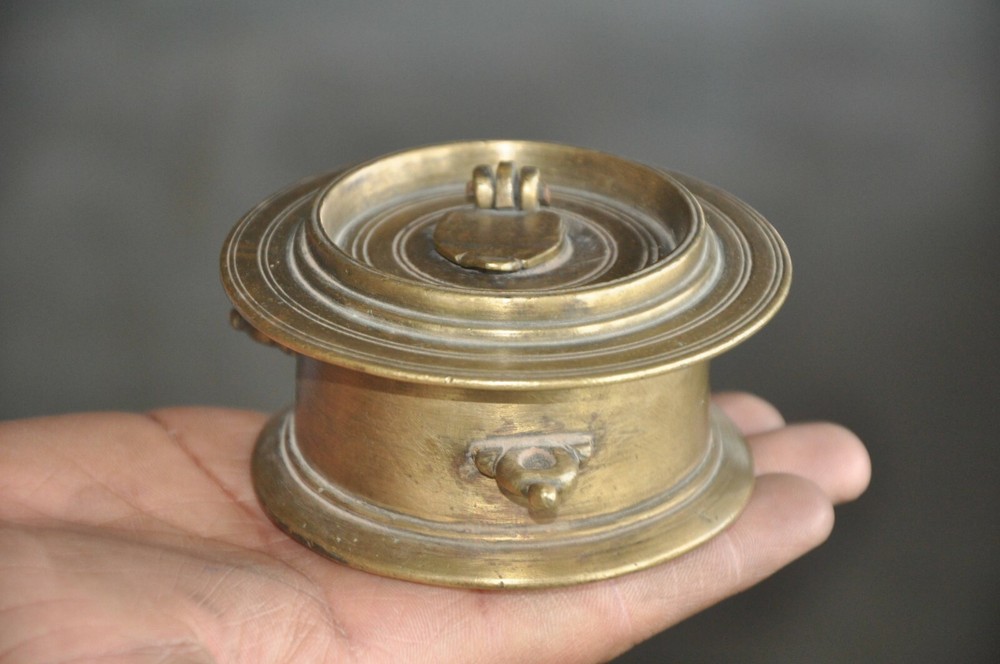 Vintage Brass Handcrafted Fine Solid Different Unique Inkpots