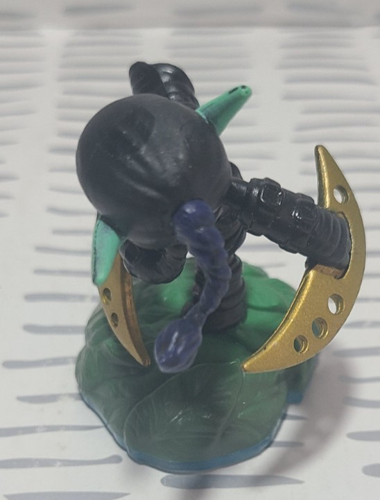 Skylanders Ninja Stealth Elf & Gill Grunt Figures
