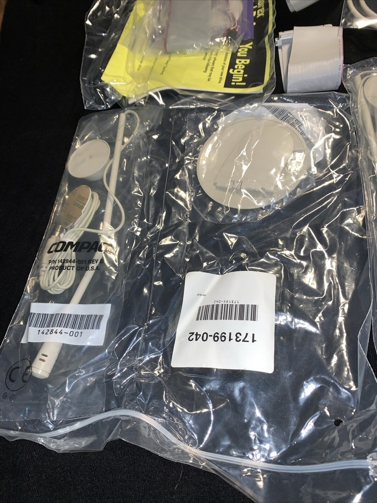 2 COMPAQ 142844-001 Microphone New in Original Package & miscellaneous computer