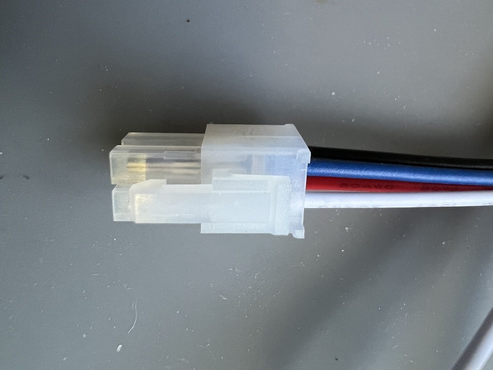 DS18 Equalize EQX7 4 Pin Power Plug