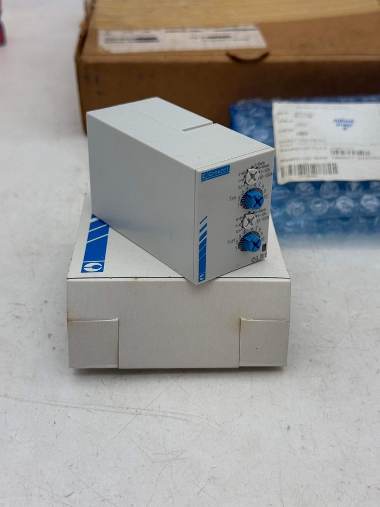 Crouzet 88867155 Plug-In Timing Relay (Open Box)