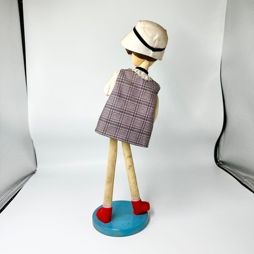 Check pattern dress pose doll Showa retro
