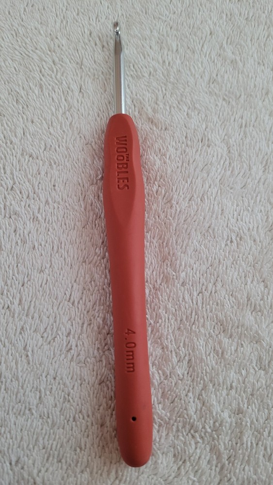 Preowned Willow Wooble Ergonomic Crochet Hook