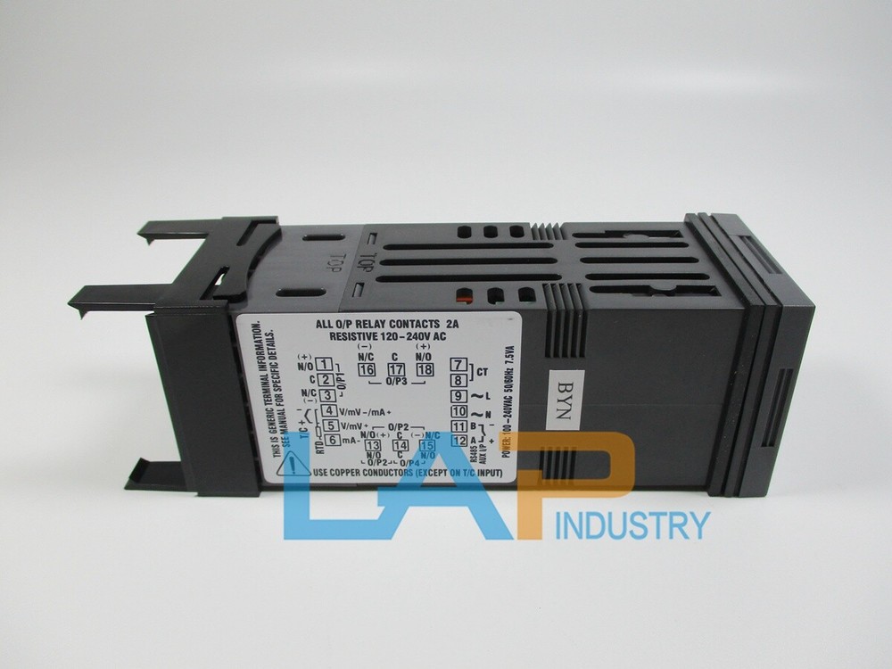 1Pcs New Temperature Controller P6100-2110002 P61002110002