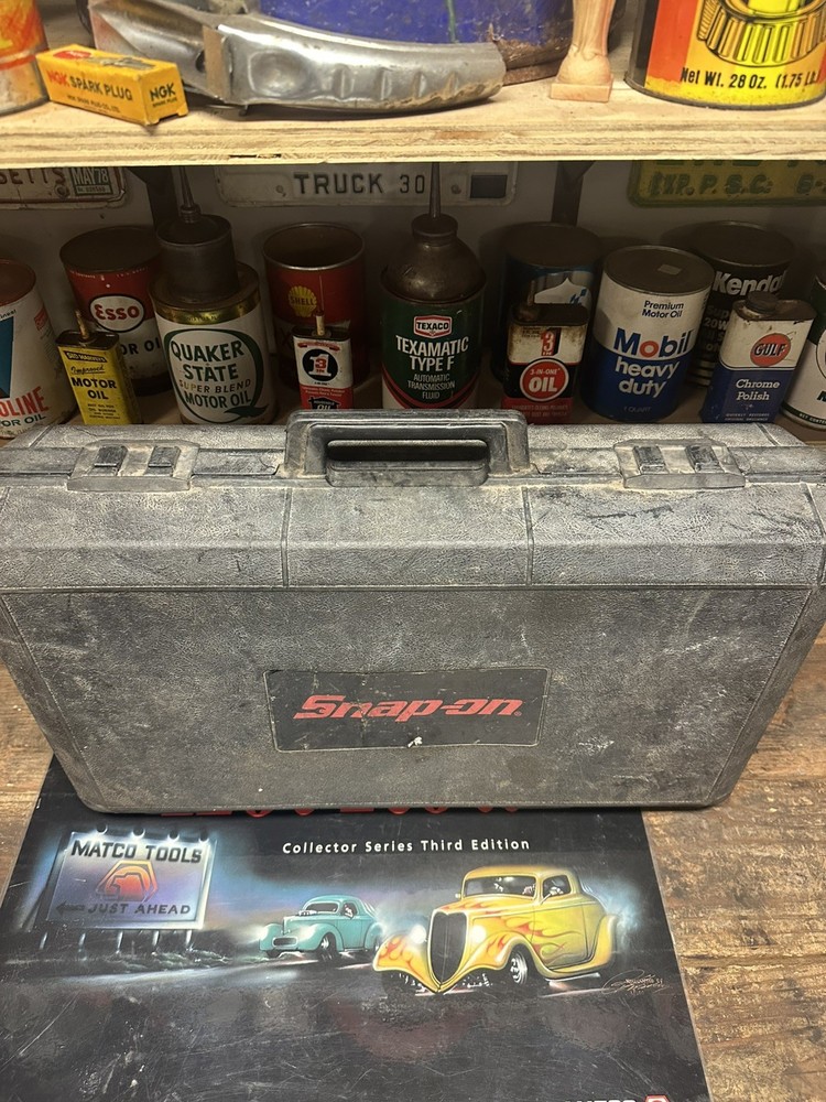 Snap On Modis EEMS300 Diagnostic Tool With Case and Extras