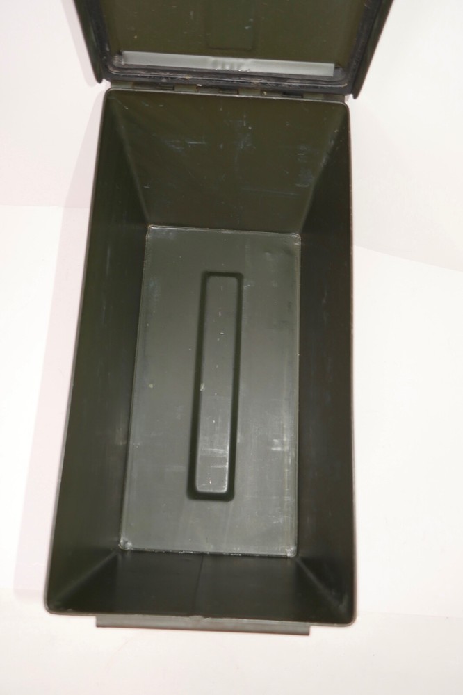 Metal Military Ammo Box Empty Storage Container ~ CAL .50 Linked M9