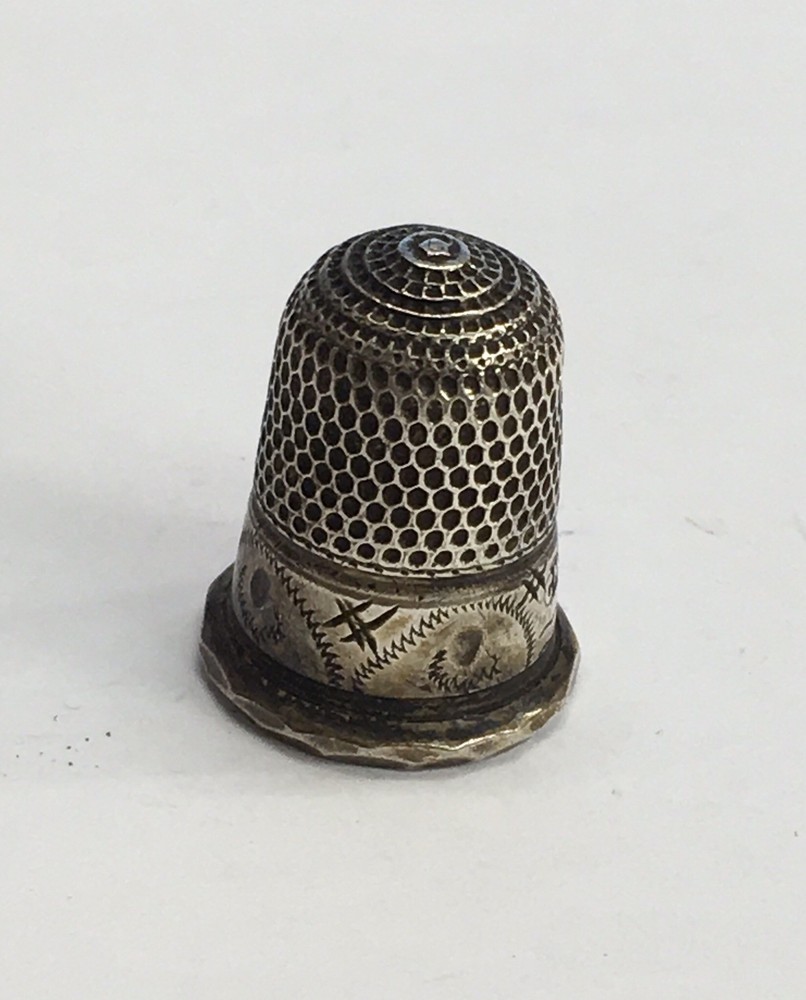 Antique Solid Silver Thimble 1901 3.4grams C C May & Son