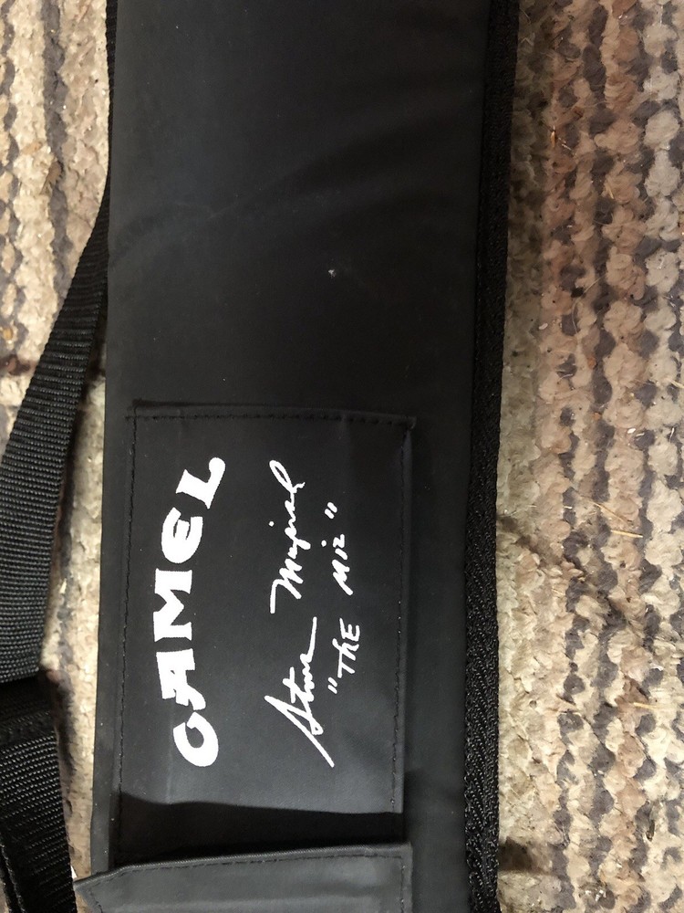 Camel Pool Cue The Miz 19 1/2 Oz 2pc