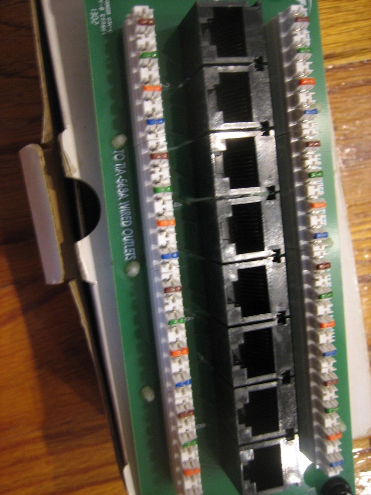 ICC; TIA-568a, 8 port, Cat 5e Data Module
