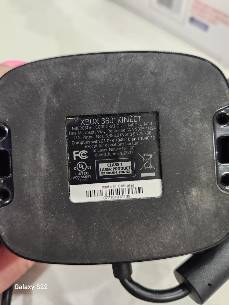 Microsoft Xbox 360 Kinect Sensor - Black