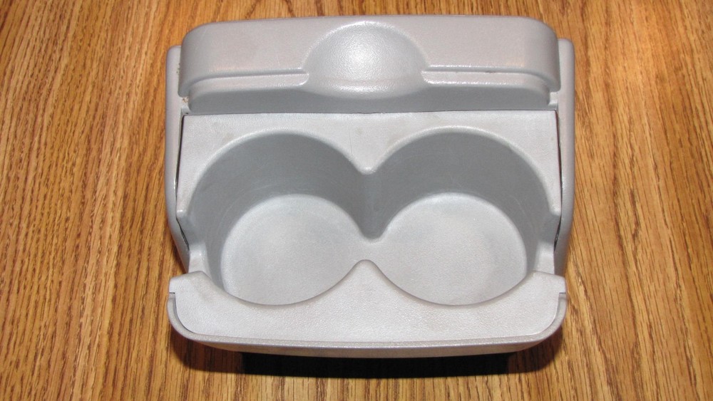 BUICK LESABRE FRONT CUP HOLDER HOLDER GREY 2000-2005 OEM