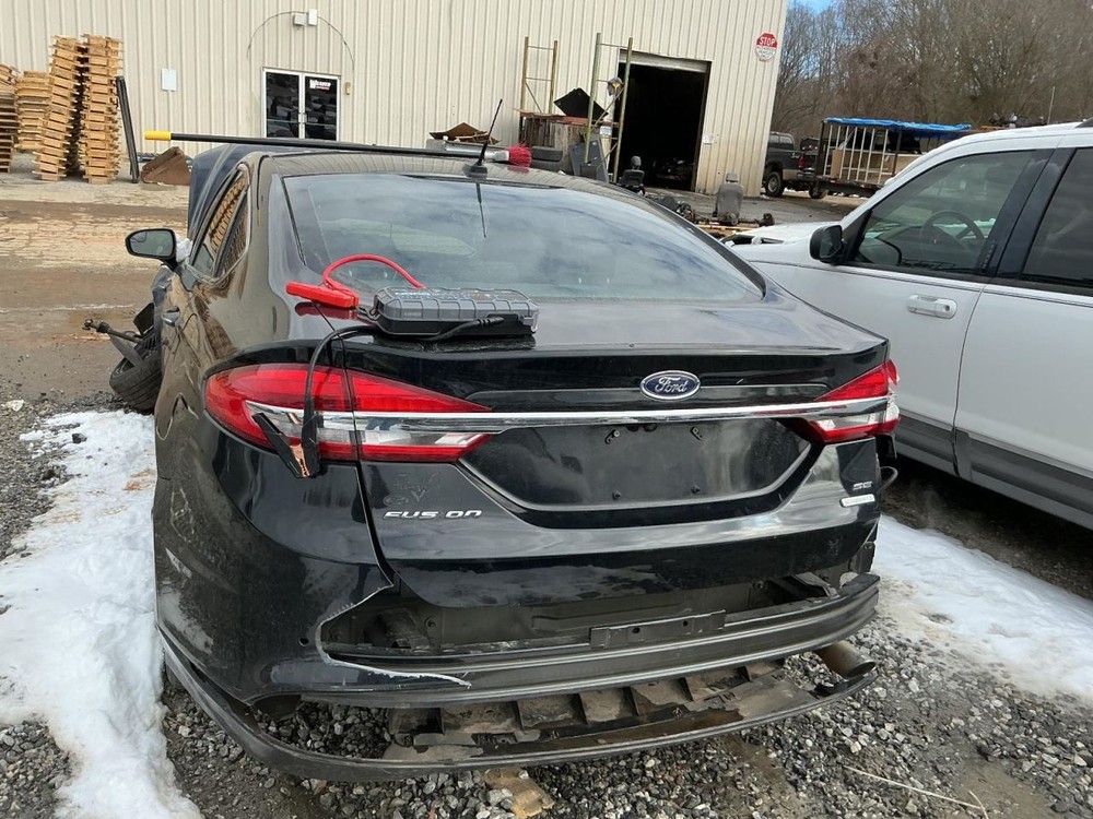 Fuse Box Engine Without Rain Sensor Fits 17-20 FUSION 4945012