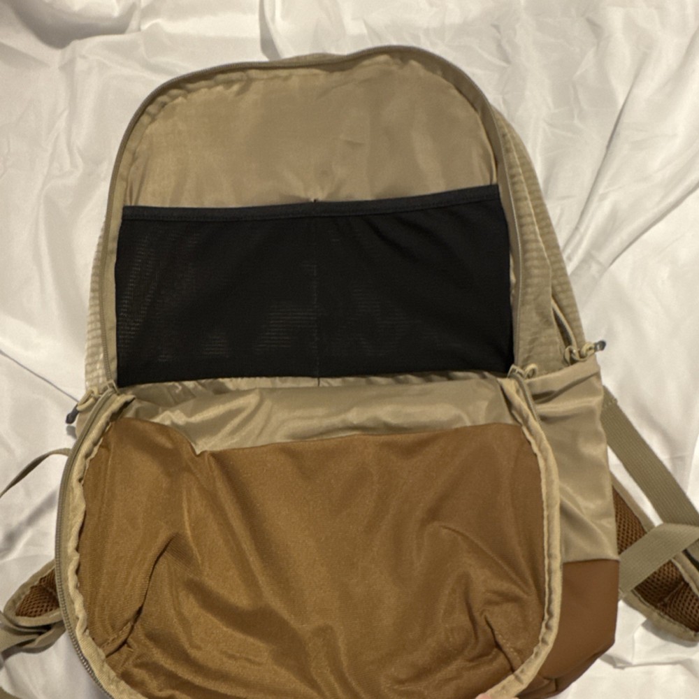 Hurley Beige Brown Hiking Backpack 4 Pockets Adjustable Straps Lightweight