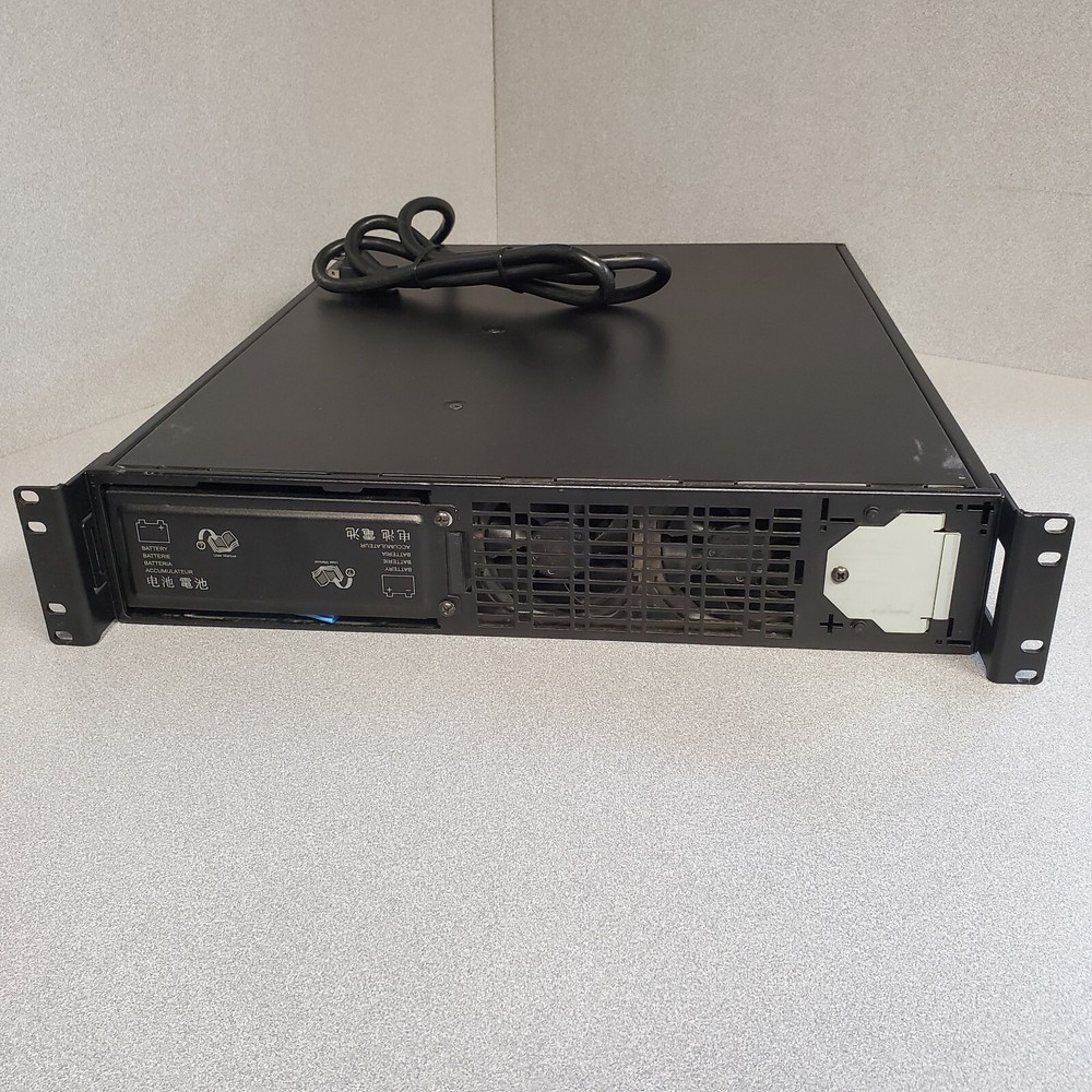 APC SURTA2000XL UPS Extremely nice condition (rackmount no rails or batteries)
