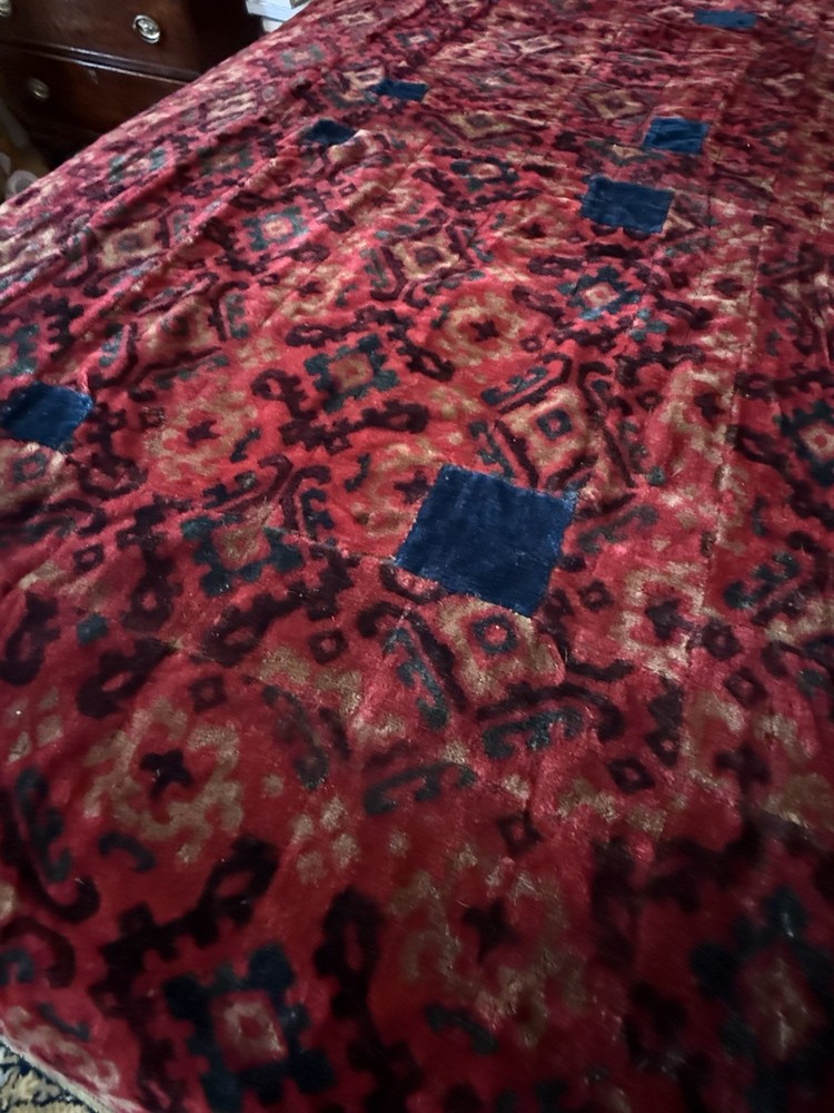 Antique Heavy Chenille /Patchwork Bedcover Quilt - King Size